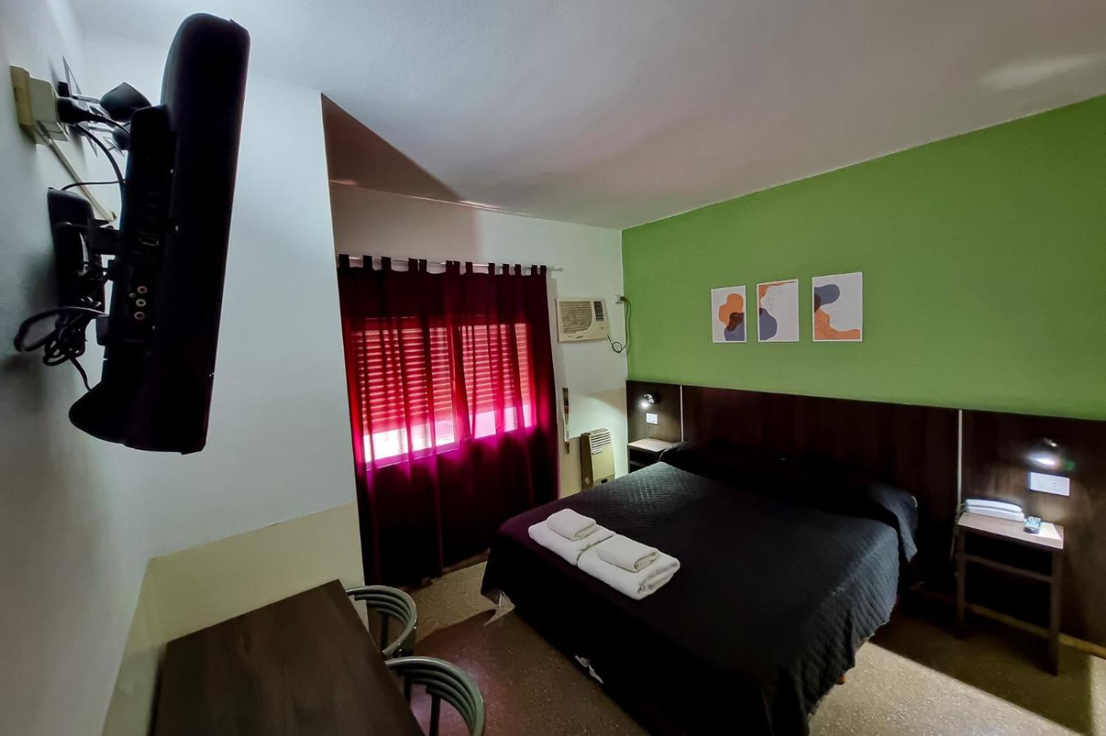 Hotel Belgrano San Luis Esterno foto